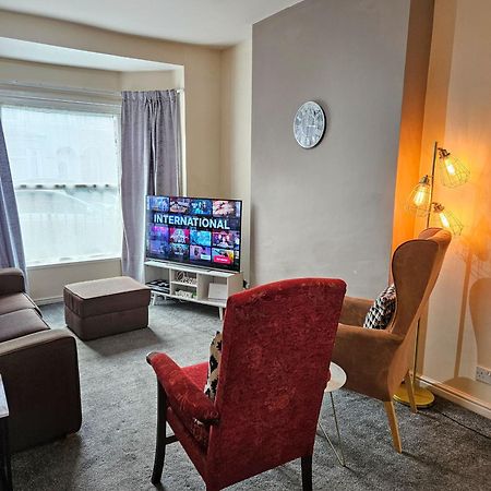 3 Bedroom-5 Beds Newland Ave King'S Palace Leisure-Contractor-Heart Of Hull Amenities Kingston upon Hull Dış mekan fotoğraf