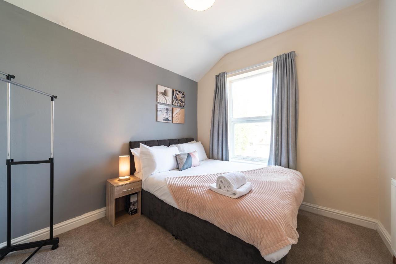3 Bedroom-5 Beds Newland Ave King'S Palace Leisure-Contractor-Heart Of Hull Amenities Kingston upon Hull Dış mekan fotoğraf