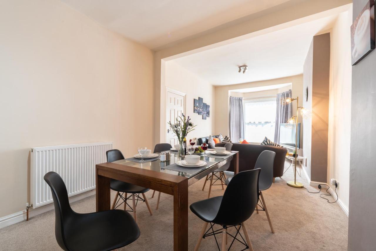 3 Bedroom-5 Beds Newland Ave King'S Palace Leisure-Contractor-Heart Of Hull Amenities Kingston upon Hull Dış mekan fotoğraf
