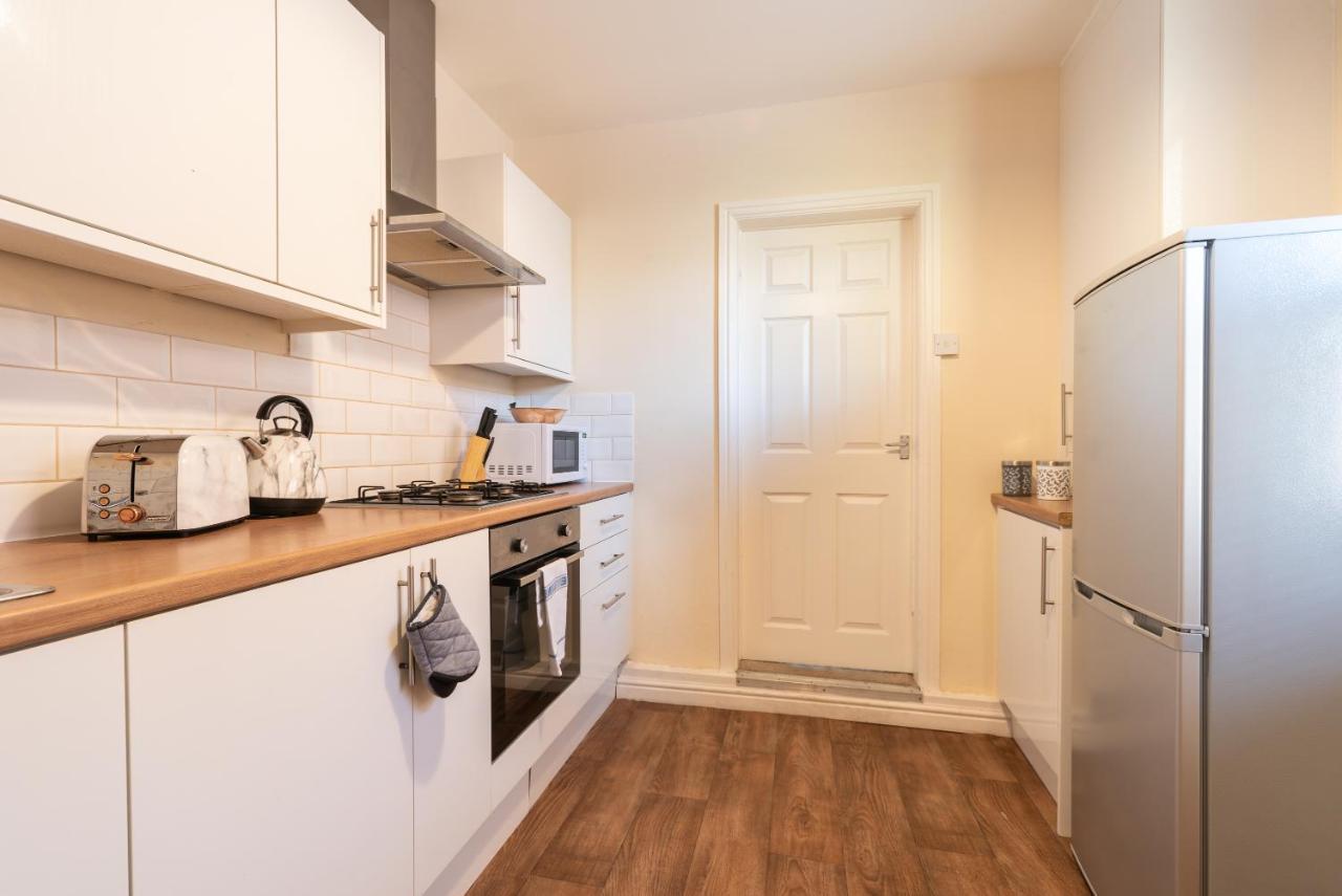 3 Bedroom-5 Beds Newland Ave King'S Palace Leisure-Contractor-Heart Of Hull Amenities Kingston upon Hull Dış mekan fotoğraf